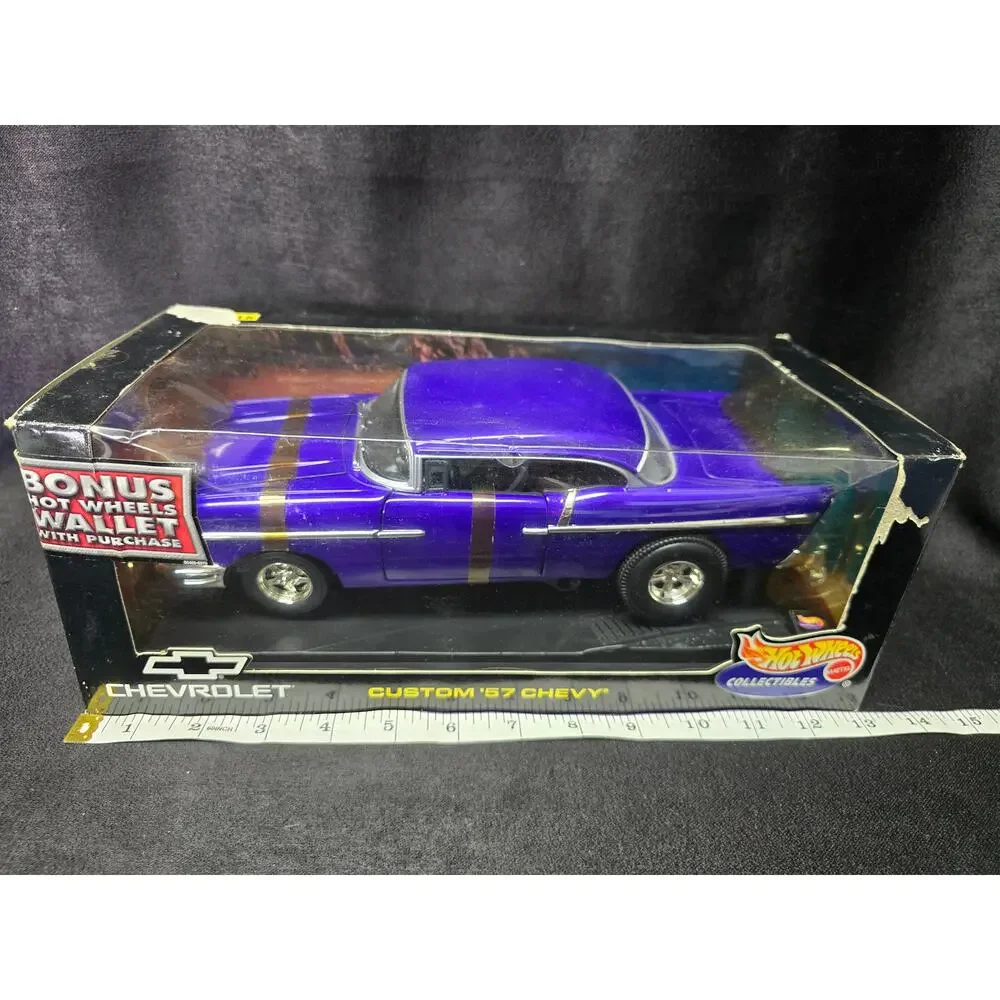 Hot Wheels Collectible Purple Chevrolet Custom '57 Chevy MT0897 1:18 Diecast Car